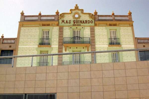 Guinardó neighborhood vibes in Barcelona